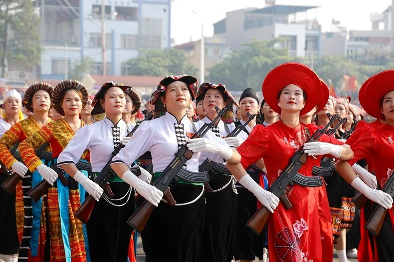 Những hình ảnh ấn tượng tại lễ sơ duyệt diễu binh, diễu hành chuẩn bị Kỷ niệm 70 năm Chiến thắng Điện Biên Phủ ảnh 7