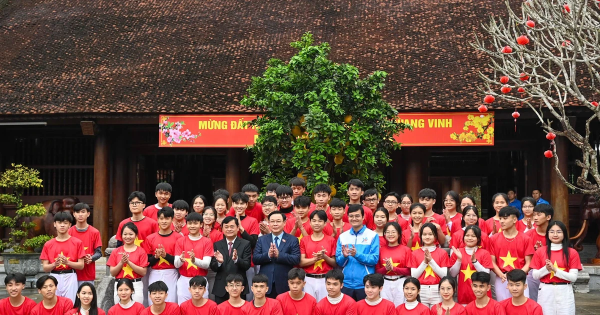 View - Chủ tịch Quốc hội mong muốn Tháng Thanh niên Việt Nam luôn “mãi mãi tuổi 20”