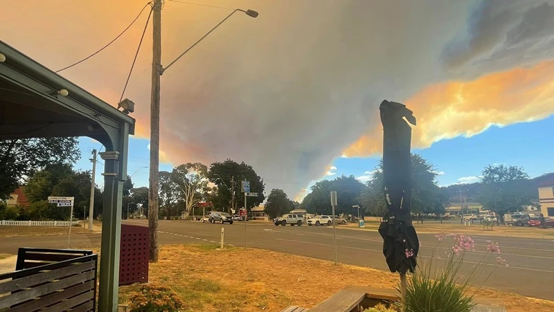 View - Australia ứng phó cháy rừng nghiêm trọng ở bang Victoria 