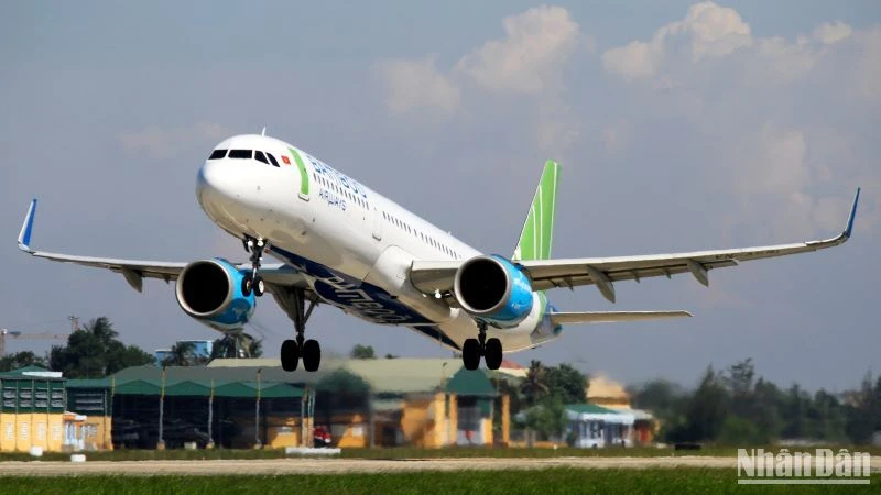 View - Bamboo Airways tự phục vụ mặt đất tại sân bay Tân Sơn Nhất