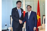 Thủ tướng Phạm Minh Chính bày tỏ vui mừng trước sự phát triển tốt đẹp của quan hệ Đối tác chiến lược sâu rộng Việt Nam-Nhật Bản trên các lĩnh vực, trong đó hợp tác quốc phòng là một trong những trụ cột hợp tác quan trọng. (Ảnh: VGP/Nhật Bắc)