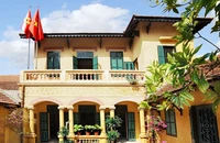 Ngôi nhà ở làng Vạn Phúc (Hà Đông), nơi Hồ Chủ tịch ở và viết Lời kêu gọi Toàn quốc kháng chiến ngày 19/12/1946.