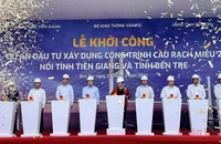 Lãnh đạo Đảng và Nhà nước thực hiện nghi thức khởi công công trình cầu Rạch Miễu 2.