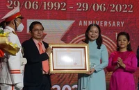 Phó Chủ tịch nước Võ Thị Ánh Xuân trao Huân chương Lao động hạng Nhất cho Công ty cổ phần Tập đoàn CT Group.