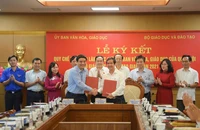 Lễ ký kết giữa Ủy ban Văn hóa, Giáo dục của Quốc hội và Bộ Giáo dục và Đào tạo.