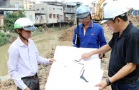 Giám sát thi công một số dự án vốn đầu tư công ở thành phố Biên Hòa, tỉnh Đồng Nai. (Ảnh THIÊN VƯƠNG)