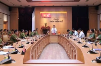 Đoàn công tác của Công an 2 tỉnh Salavan và Sekong (nước bạn Lào) đã đến chào xã giao lãnh đạo Thường trực Tỉnh ủy Thừa Thiên Huế.