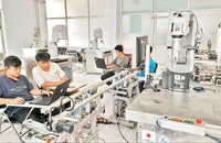 Đào tạo nguồn nhân lực tự động hóa tại Khu Công nghệ cao Thành phố Hồ Chí Minh. 