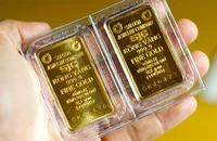 Ngân hàng Nhà nước chuẩn bị đấu thầu vàng miếng SJC nhằm tăng nguồn cung ra thị trường.