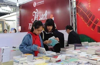 Học sinh tham gia Ngày Sách và Văn hóa đọc Việt Nam.