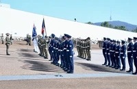 Đội danh dự Quân đội Australia tại lễ đón chính thức Thủ tướng Phạm Minh Chính và Phu nhân cùng Đoàn đại biểu cấp cao Việt Nam.