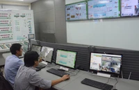 Vận hành hệ thống tại trạm xử lý nước thải Cầu Ngà-Dương Liễu, huyện Hoài Đức, Hà Nội. (Ảnh: MINH HÀ)