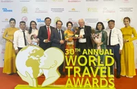Đại diện Sở Văn hóa, Thể thao và Du lịch tỉnh Hà Giang nhận giải thưởng tại Lễ trao giải vừa qua. (Ảnh: BTC cung cấp)