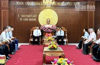 Quang cảnh buổi tiếp Tổng Lãnh sự quán Trung Quốc tại Sóc Trăng