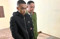 Đối tượng Nguyễn Minh Tú bị công an bắt giữ (Ảnh: Công an Quảng Bình)