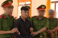Bị cáo Nguyễn Hoàng Tính nghe Tòa tuyên án.