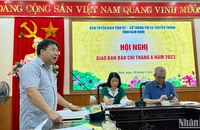 Đồng chí Đỗ Ngọc Hòa, Phó Giám đốc Sở Kế hoạch và Đầu tư tỉnh Nam Định cung cấp thông tin về tình hình phát triển kinh tế-xã hội trong 6 tháng đầu năm 2023 của tỉnh.
