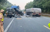 Toàn cảnh vụ tai nạn giao thông ở xã Hòa Lạc, Hữu Lũng (Lạng Sơn).