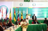 Toàn cảnh phiên họp bất thường các nhà lãnh đạo Cộng đồng Kinh tế Tây Phi (ECOWAS) về tình hình Niger, tại Abuja (Nigeria), ngày 10/8/2023.