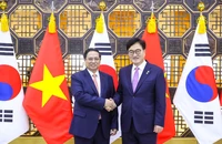 Thủ tướng Chính phủ Phạm Minh Chính và Chủ tịch Quốc hội Hàn Quốc Woo Won-sik.
