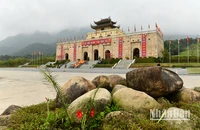 Hấp dẫn tour du lịch Hà Nội-Tây Yên Tử: Theo dấu chân Phật Hoàng
