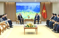 Thủ tướng Phạm Minh Chính tiếp ông Brendan Nelson, Phó Chủ tịch cấp cao Tập đoàn Boeing kiêm Chủ tịch Boeing toàn cầu. (Ảnh: TRẦN HẢI)