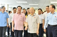 [Ảnh] Tổng Bí thư Nguyễn Phú Trọng tiếp xúc cử tri thành phố Hà Nội