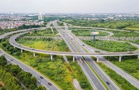 Năm 2023, cả nước hoàn thành thêm 475 km đường cao tốc, đưa tổng số chiều dài đường cao tốc được khai thác lên 1.892 km.