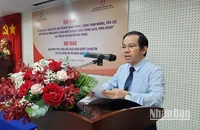 Phó Giáo sư, Tiến sĩ Vũ Tuấn Hưng, Phó Viện trưởng phụ trách Viện Khoa học xã hội vùng Nam Bộ phát biểu tại hội thảo.