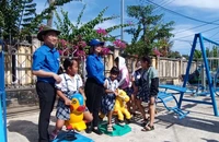 Trung ương Đoàn trao tặng công trình “Sân chơi thiếu nhi” cho xã đảo Nhơn Châu.