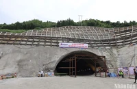 Tập đoàn Đèo Cả, đại diện liên danh nhà thầu cam kết đến 31/12/2023 sẽ đào thông hầm 2 dài 698m.