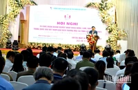 Hơn 80 doanh nghiệp Trung Quốc và 146 doanh nghiệp Việt Nam tham dự Hội nghị xúc tiến xuất-nhập khẩu nông, lâm, thủy sản tại thành phố Lào Cai chiều 10/11. (Ảnh: QUỐC HỒNG)