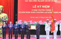 Tổng Bí thư, Chủ tịch nước Tô Lâm trao Huân chương Lao động hạng Nhất, tặng Học viện Chính trị quốc gia Hồ Chí Minh.