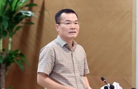 Ông Trần Mạnh Tuấn, Phó Cục trưởng Cục Tần số vô tuyến điện, Bộ Thông tin và Truyền thông tại họp báo.