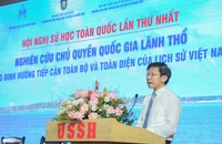 Giáo sư, Tiến sĩ Hoàng Anh Tuấn, Hiệu trưởng Trường đại học Khoa học xã hội và Nhân văn (Đại học Quốc gia Hà Nội) phát biểu ý kiến.