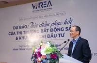 TS Cấn Văn Lực, Chuyên gia Kinh tế trưởng BIDV, Thành viên Hội đồng Tư vấn chính sách tài chính-tiền tệ Quốc gia phát biểu tại diễn đàn.