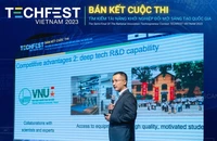 Một đội thi tham gia thuyết trình tại vòng bán kết Cuộc thi Tìm kiếm tài năng khởi nghiệp đổi mới sáng tạo quốc gia năm 2023.