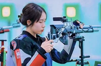 Nữ xạ thủ Lê Thị Mộng Tuyền tại Giải vô địch bắn súng châu Á 2024. 