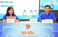 Các đồng chí chủ trì Tọa đàm.