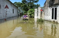 Lũ rừng ngang gây ngập úng nghiêm trọng, kéo dài xảy ra cuối tháng 7/2024 tại Hà Nội. 