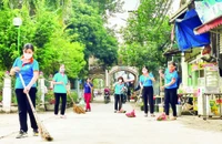 Thực hiện hương ước, quy ước của cộng đồng, người dân trên địa bàn huyện Hoài Đức tích cực tham gia hoạt động bảo vệ cảnh quan, môi trường.