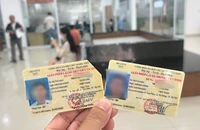 Trường hợp giấy phép lái xe bị trừ hết điểm thì người có giấy phép lái xe không được điều khiển phương tiện tham gia giao thông đường bộ theo loại giấy phép lái xe đó. (Ảnh minh họa)
