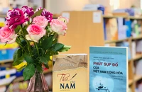 Hai cuốn sách “Thư vào Nam” và “Những biên bản cuối cùng tại Nhà Trắng: Phút sụp đổ của Việt Nam Cộng hòa”.