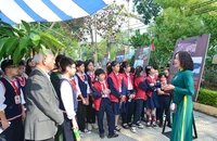 Giới thiệu với công chúng những giá trị lịch sử, văn hóa lâu đời của thành Cổ Loa.