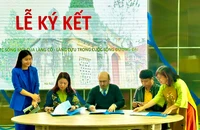 Các bên ký kết hợp tác để bảo tồn, phát huy giá trị di sản làng Cựu.