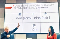 Tiến sĩ Vĩnh Ðào trình bày về hành trình phát triển của tiếng Việt từ xưa đến nay.