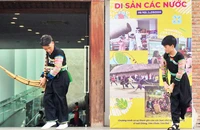 Trải nghiệm, khám phá di sản văn hóa Việt Nam và các nước