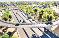 Tuyến cao tốc Thành phố Hồ Chí Minh-Mộc Bài với tổng chiều dài khoảng 51 km, đang được xúc tiến sớm công tác đền bù, giải tỏa, tái định cư.