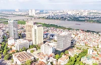 Quy hoạch chung Thủ đô xác định sông Hồng là trục cảnh quan trung tâm. (Ảnh Đăng Quang)