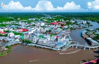 Xứ sở Đầm Dơi sau chặng đường 40 năm xây dựng, phát triển. Trong ảnh là một góc trung tâm thị trấn Đầm Dơi, huyện Đầm Dơi, tỉnh Cà Mau. (Ảnh: HOÀNG GIANG).
